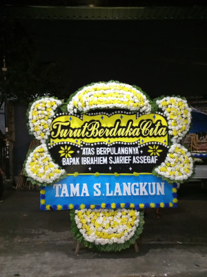 Papan Bunga Duka di Wijirejo